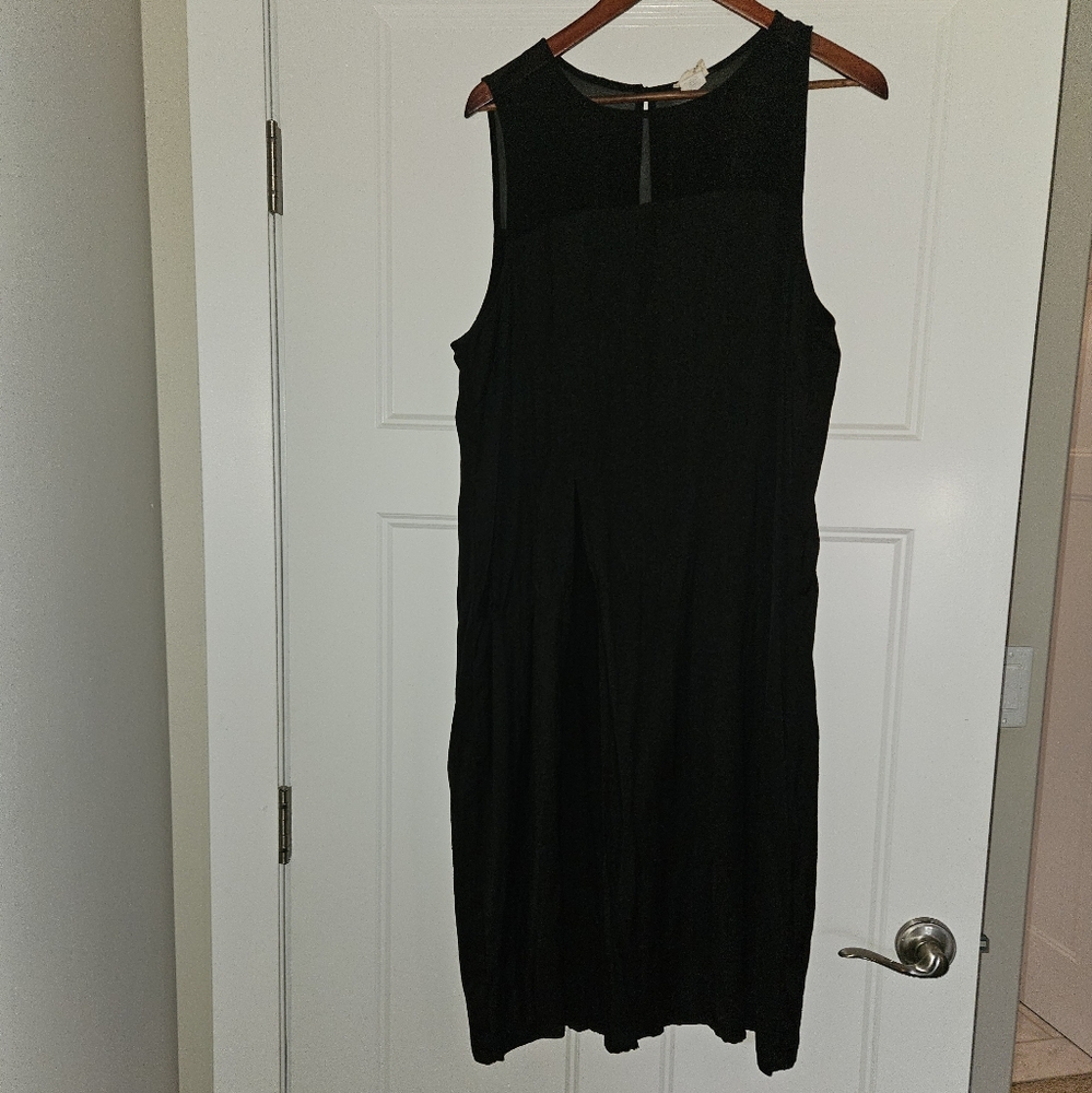 Long Black XL Sleeveless Tunic